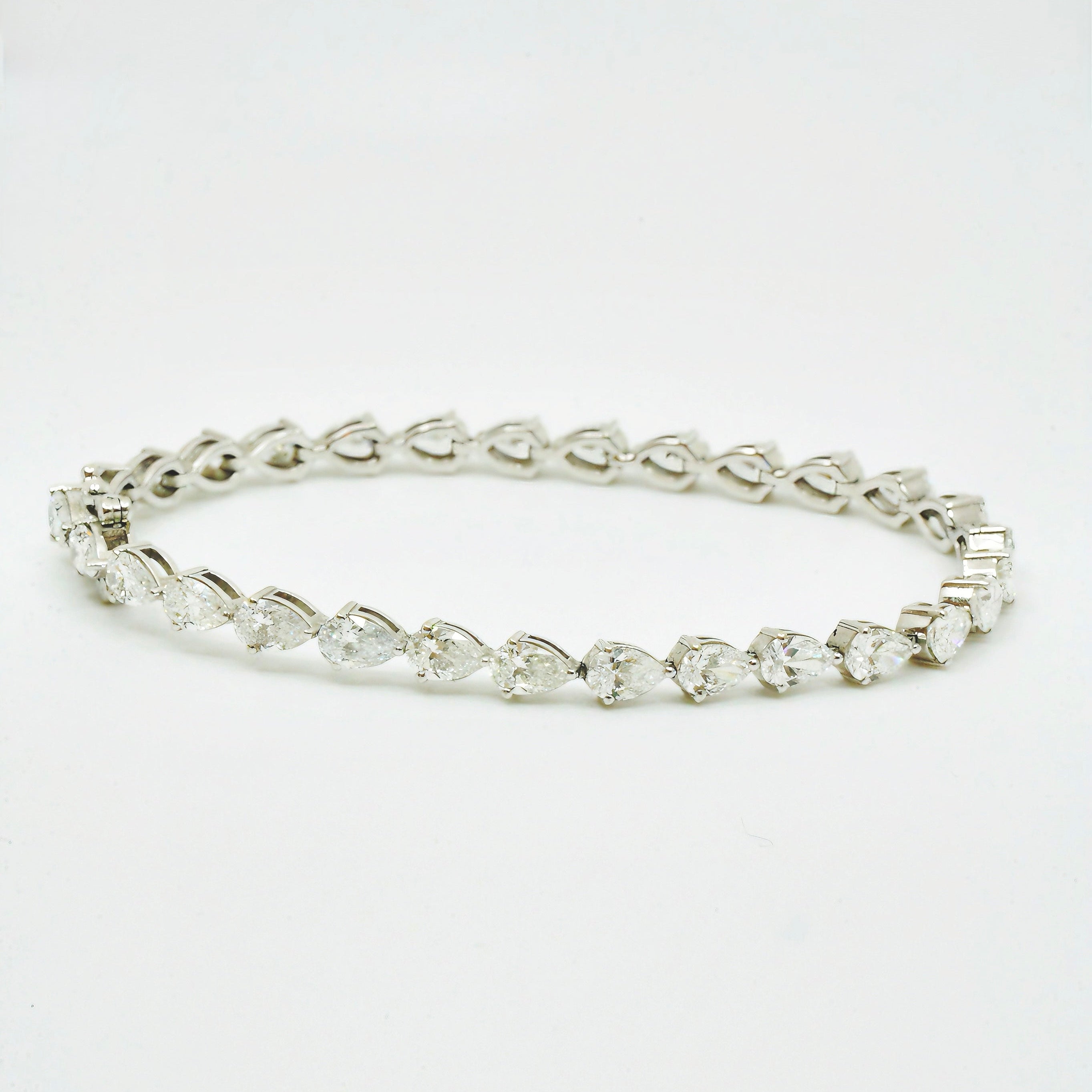Diamond Pear Shaped Tennis Bracelet